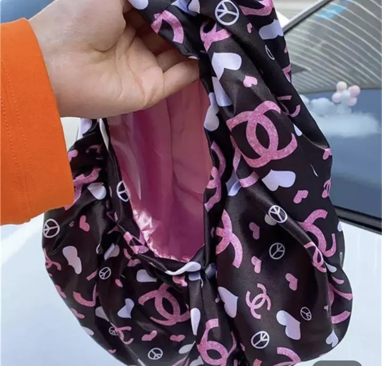 Luxury Bonnet set of 3/accessories.