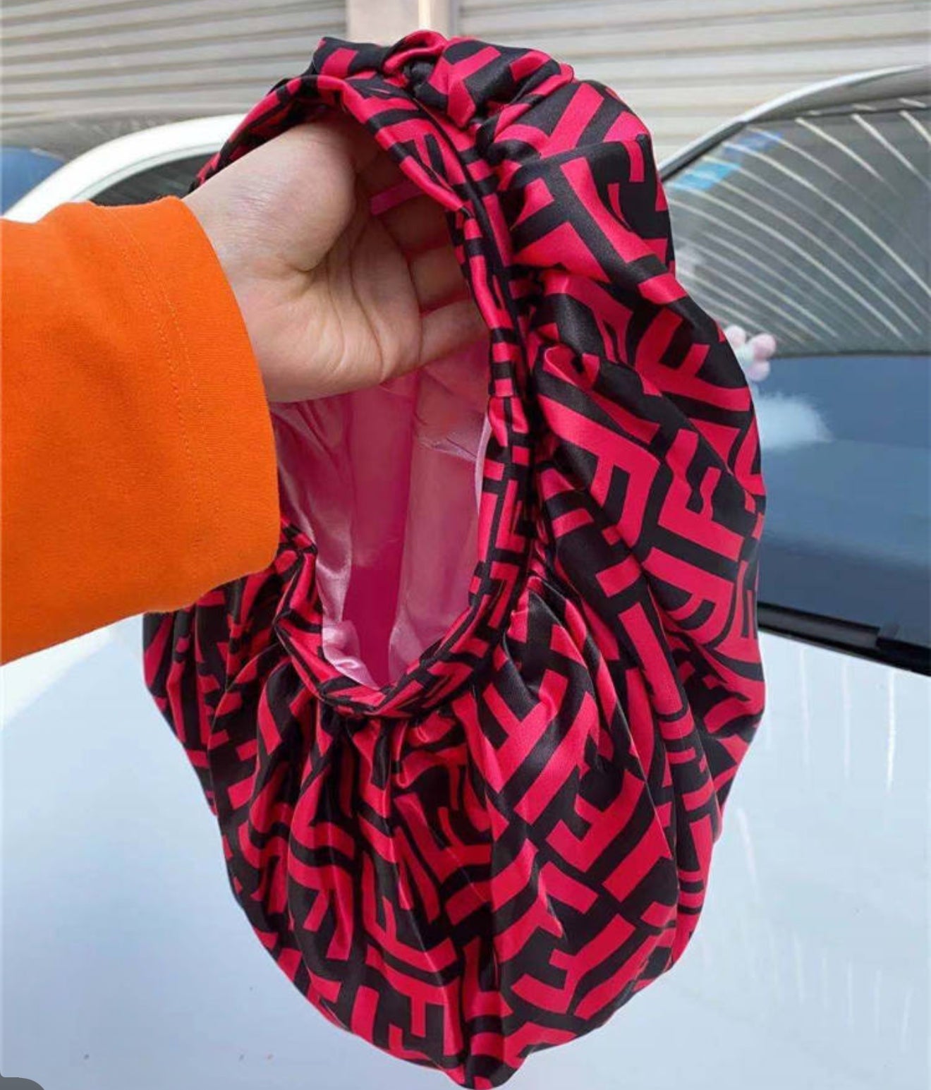 Luxury Bonnet set of 3/accessories for $35